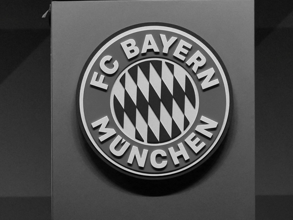 FC Bayern München trauert um Willi O. Hoffmann (Foto: AFP/SID/CHRISTOF STACHE)