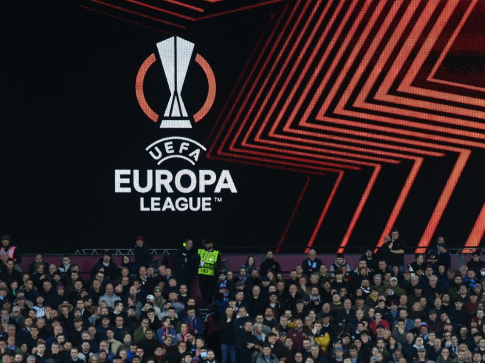 UEFA schließt Milliarden-TV-Deal mit Paramount ab (Foto: AFP/SID/GLYN KIRK)