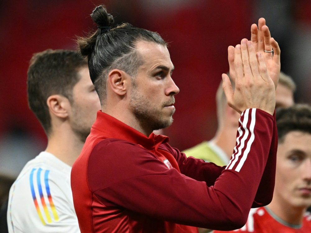 Gareth Bale will seine Karriere im walisischen Nationalteam fortsetzen. (Foto: AFP/SID/ANDREJ ISAKOVIC)