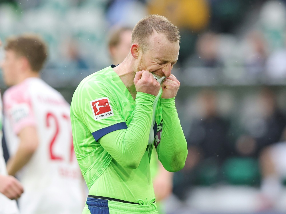 Pechvogel Arnold - aber Wolfsburg holt noch Remis (Foto: FIRO/FIRO/SID)