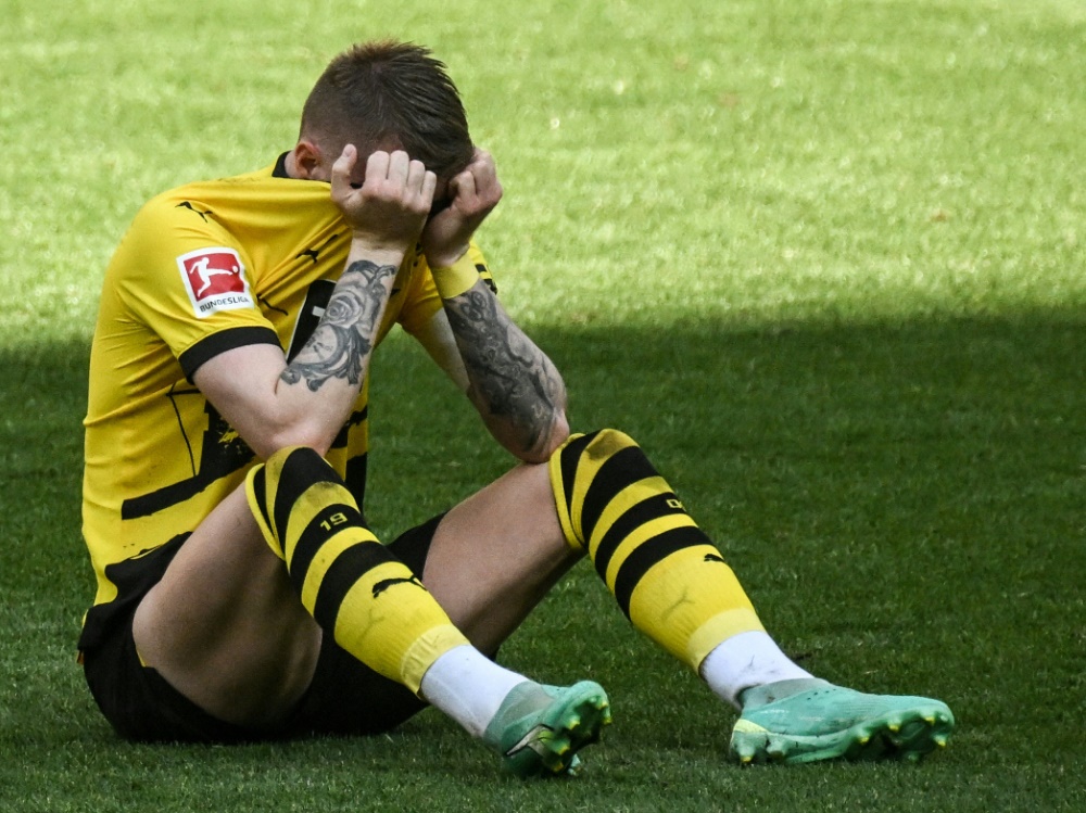 Dortmund's German forward Marco Reus reacts after the German first division Bundesliga football match between Borussia Dortmund and 1 FSV Mainz 05 in Dortmund, western Germany on May 27, 2023. (Photo by INA FASSBENDER / AFP) / DFL REGULATIONS PROHIBIT ANY USE OF PHOTOGRAPHS AS IMAGE SEQUENCES AND/OR QUASI-VIDEO (Foto: AFP/SID/INA FASSBENDER)