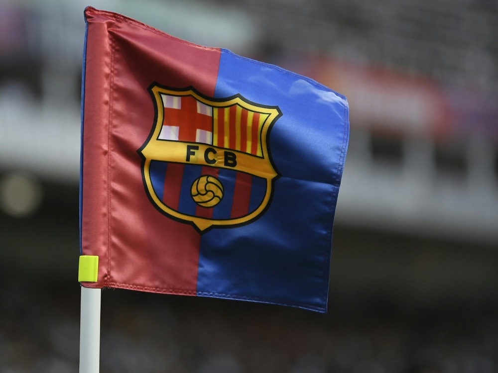 Dem FC Barcelona droht eine hohe Strafzahlung (Foto: AFP/SID/PAU BARRENA)