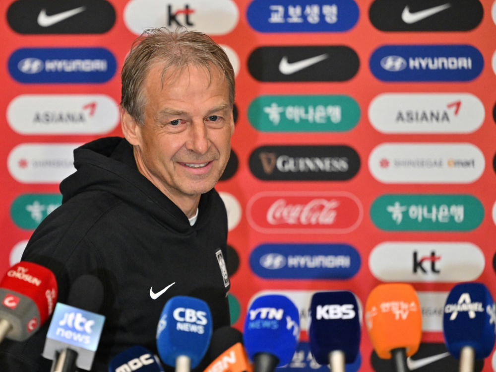 Jürgen Klinsmann in Südkorea vor dem Aus (Foto: AFP/SID/JUNG YEON-JE)