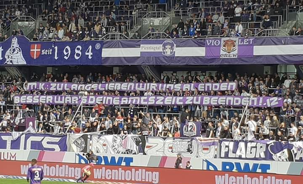 Nachster Protest Fanszene Von Austria Wien Fordert Rucktritt Von Vorstand Markus Kraetschmer Bundesliga Ligaportal [ 370 x 610 Pixel ]