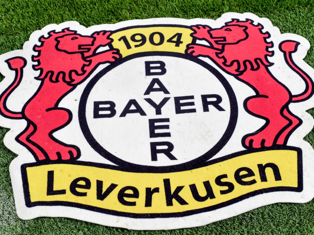 Leverkusen unterstützt die Weihnachtsaktion der DFL