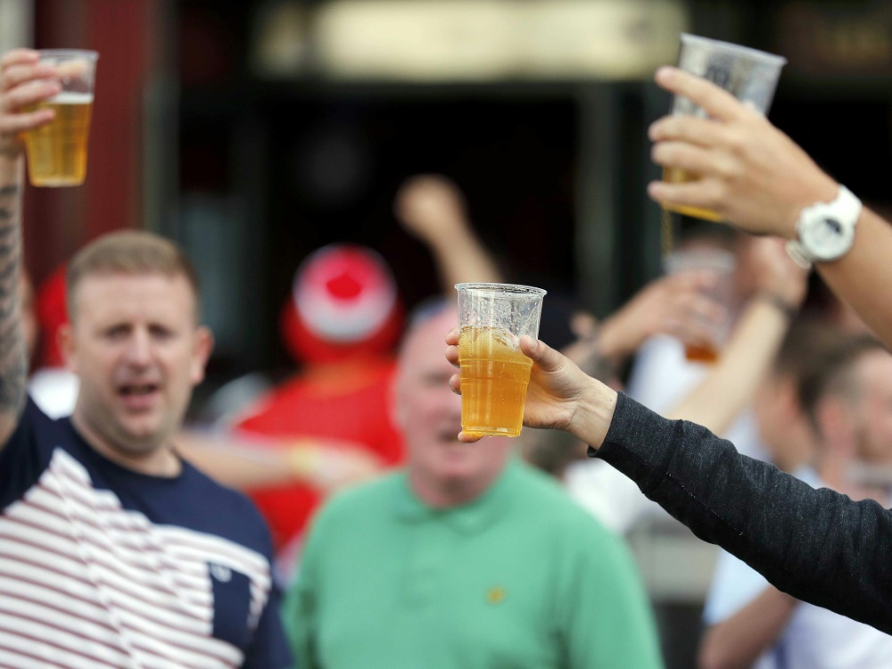 Der Bierkonsum wird bei der WM zum teuren Vergnügen