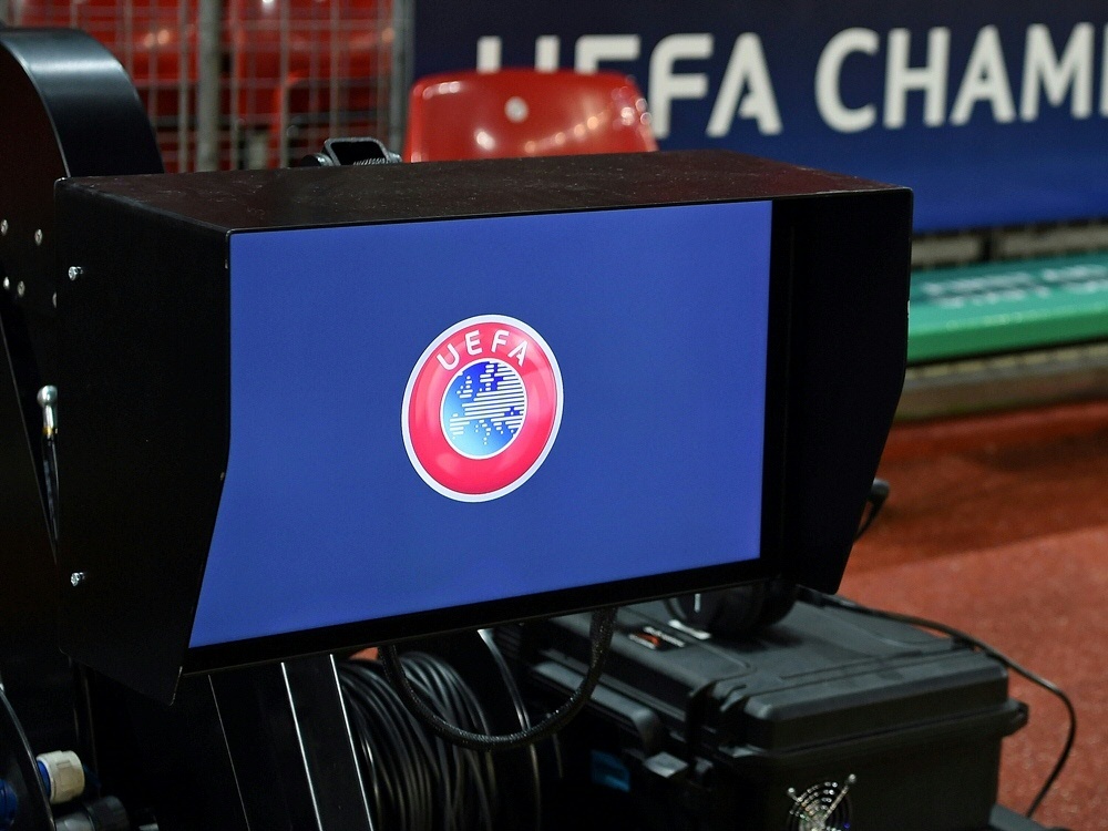 UEFA verteidigt Videobeweis-Einsatz im Schalke-Spiel