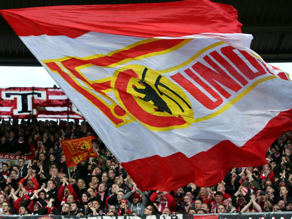Fehlverhalten der Fans: Union Berlin muss Strafe zahlen