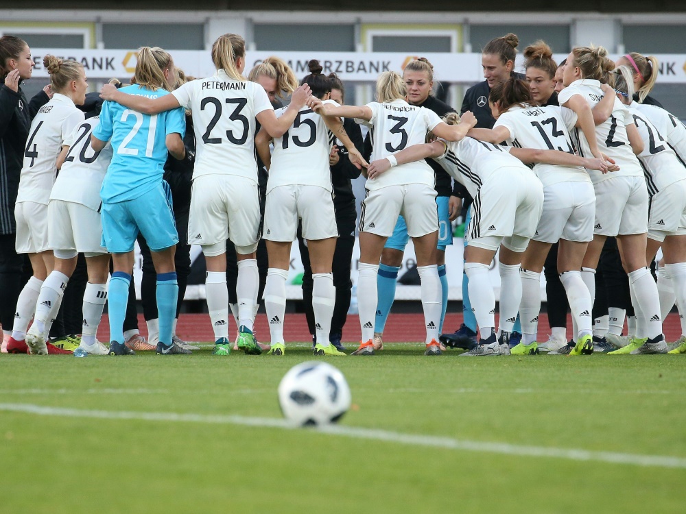 Die deutschen Fußballerinnen gewinnen in Schweden