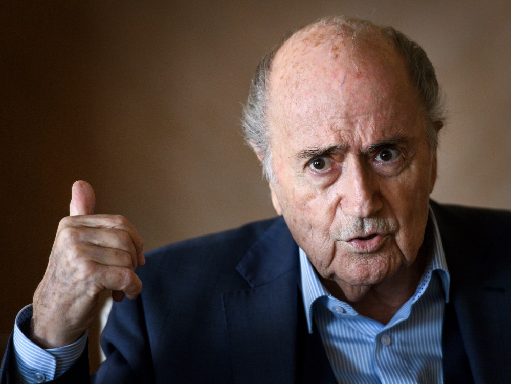 Joseph S. Blatter äußert sich zur DFB-Führungskrise