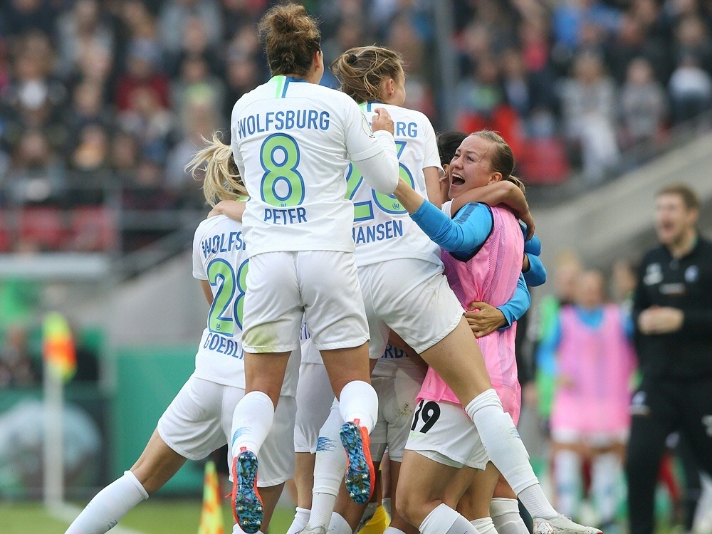 Wolfsburg jubelt über den fünften Pokalsieg in Serie