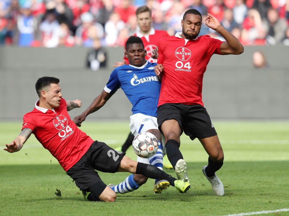Umkämpftes Spiel zwischen Leverkusen und Schalke