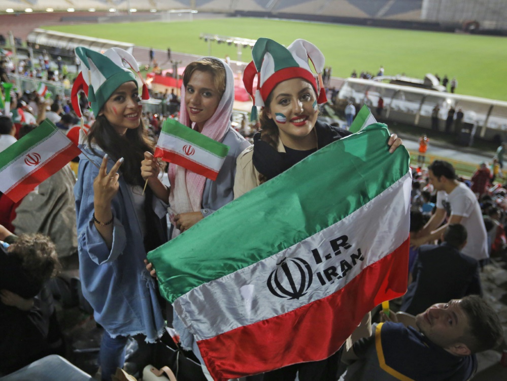 Iranerinnen im Stadion bei der WM 2018 in Russland