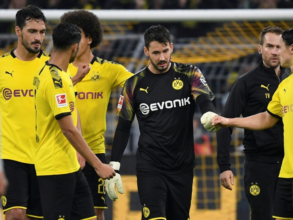 Borussia Dortmund bangt um Torhüter Roman Bürki