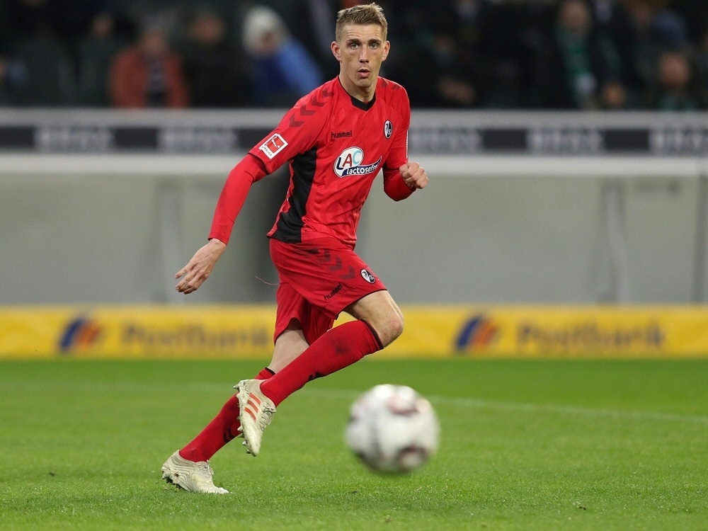 Petersen führt Freiburg zum Sieg gegen Frankfurt