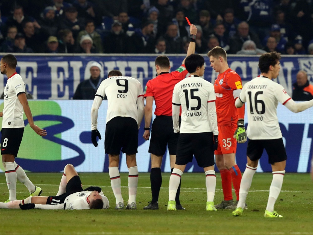 Gacinovic zog sich gegen Schalke eine Rippenprellung zu