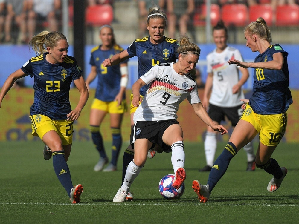 Algarve Cup: DFB-Frauen treffen auf Schweden