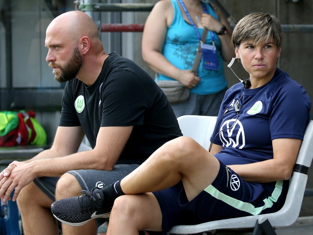 Ariane Hingst bleibt Co-Trainerin von Stephan Lerch