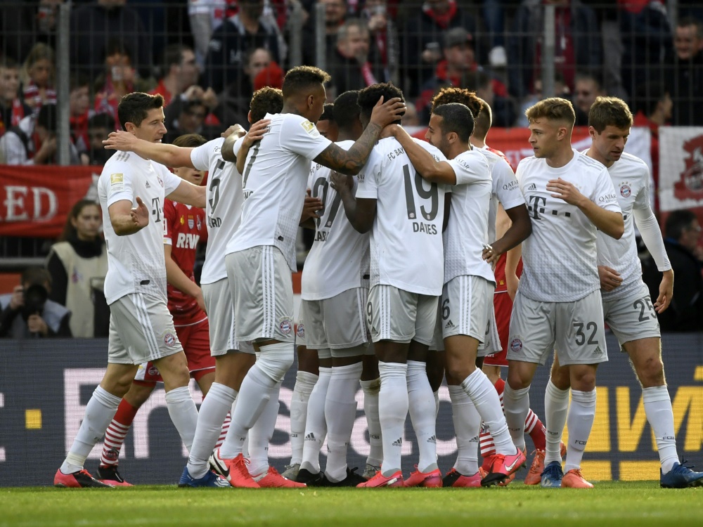 Bayern München siegt in Köln deutlich mit 4:1