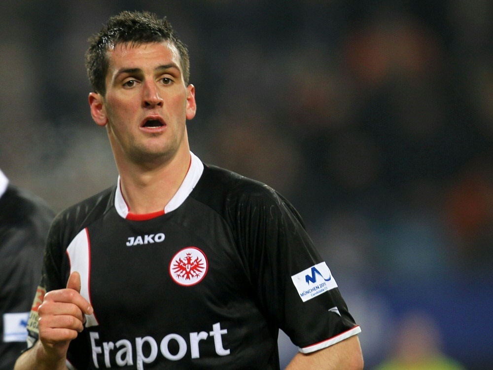 Fenin spielte von 2008 bis 2011 für Eintracht Frankfurt