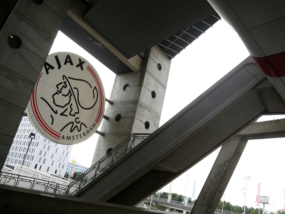 Auch bei Ajax Amsterdam wird der Ball wohl ruhen müssen