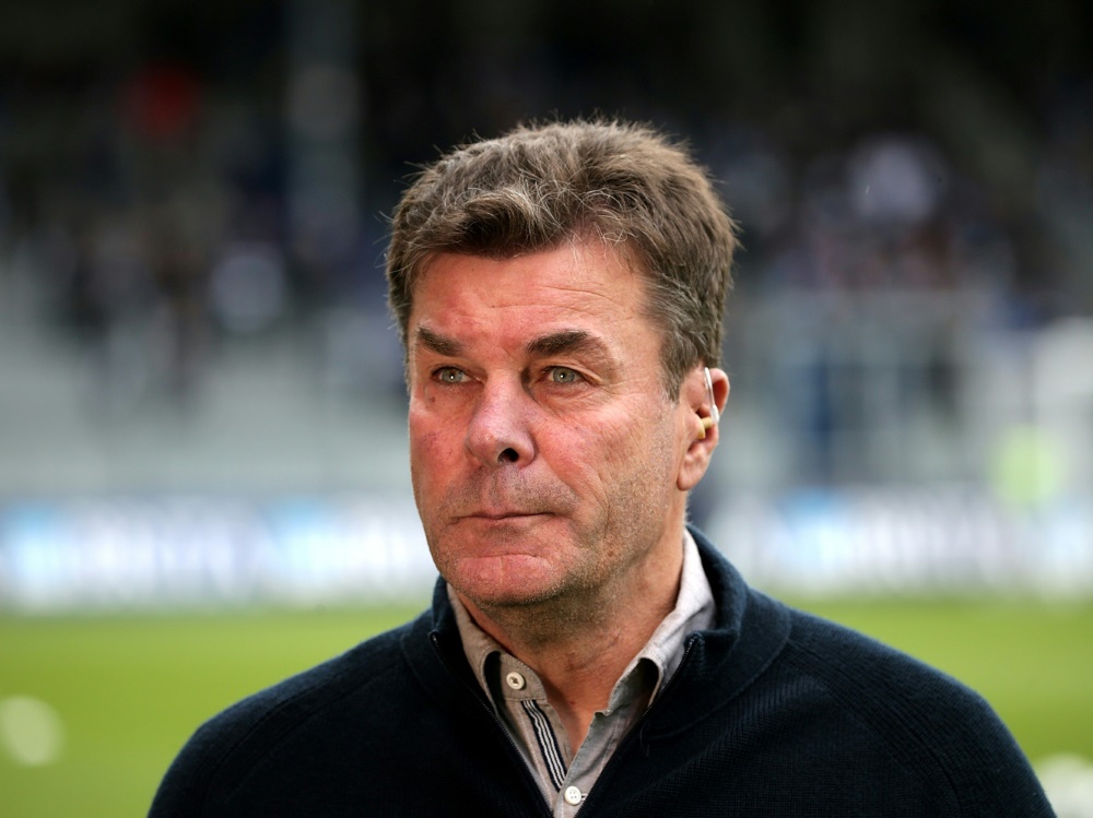 Dieter Hecking kämpft mit dem HSV um den Aufstieg