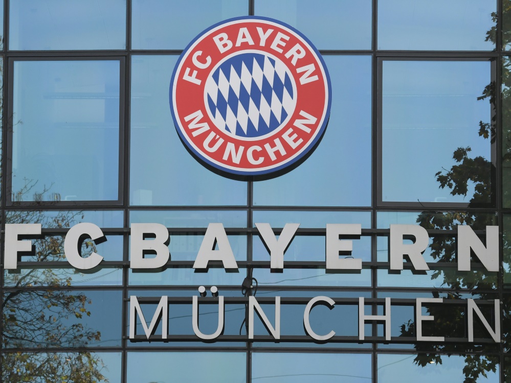 Der FC Bayern greift nach Rassismus-Vorwürfen durch
