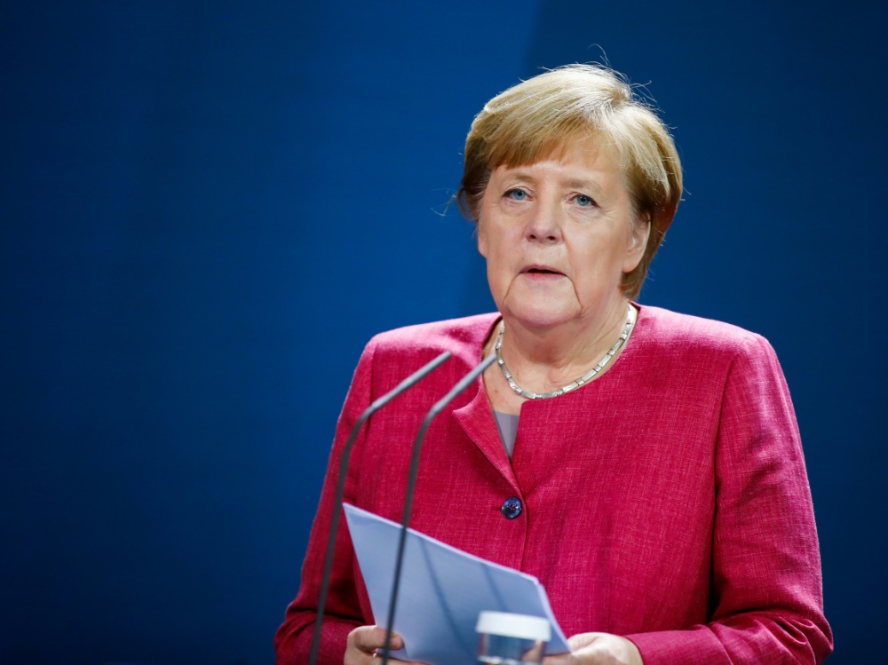 Merkel bringt Rückkehr zu Geisterspielen ins Gespräch