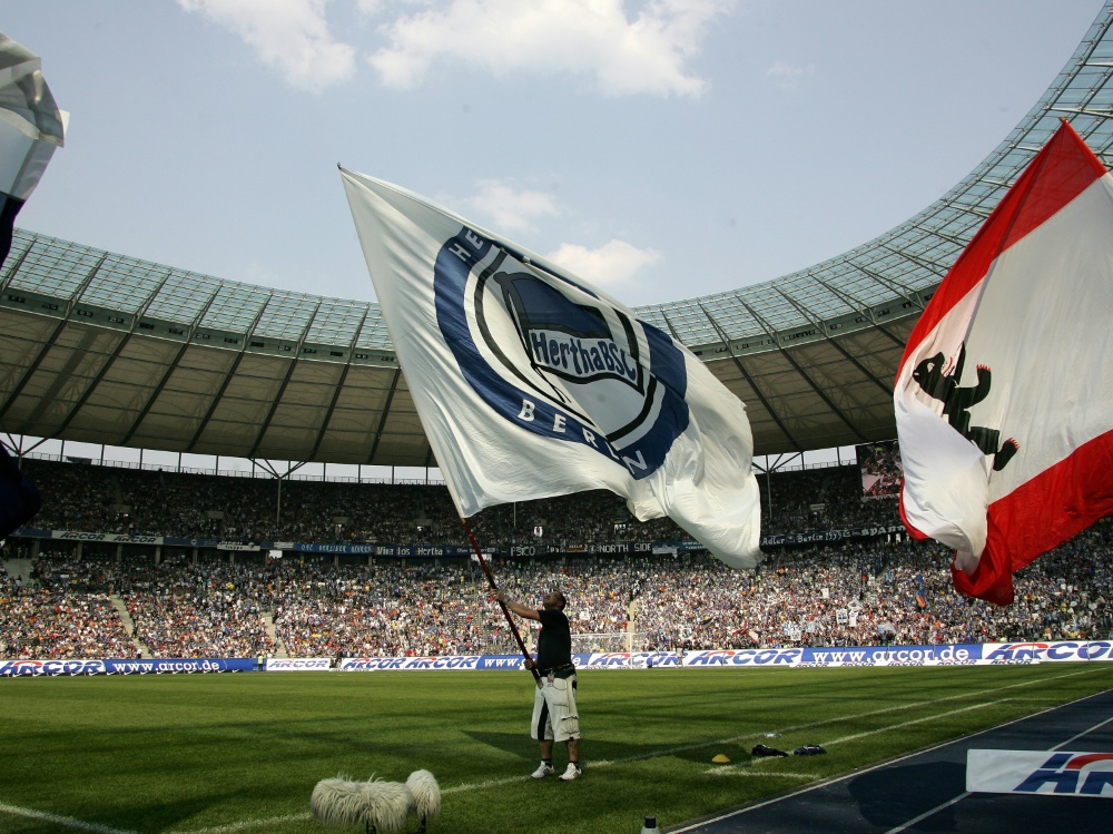 Hertha BSC startet Fahnenaktion vor Hauptstadt-Derby
