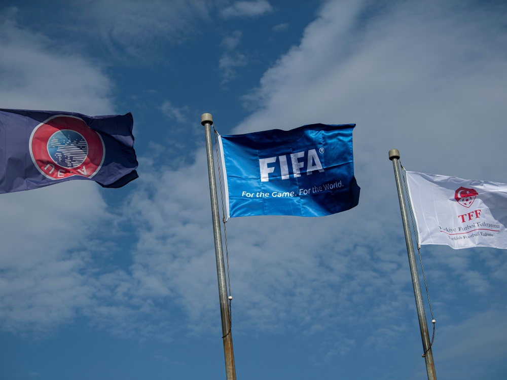 Die FIFA verlängert die Abstellungspflicht
