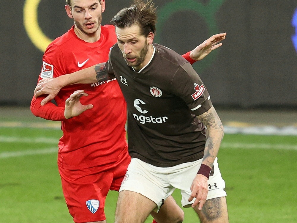 Guido Burgstaller erzielt den Siegtreffer für St. Pauli