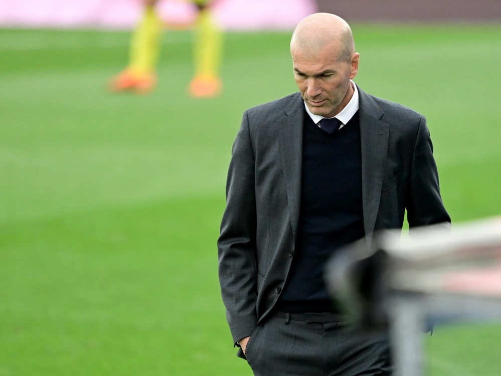 Zinedine Zidanes Zukunft bleibt ungeklärt