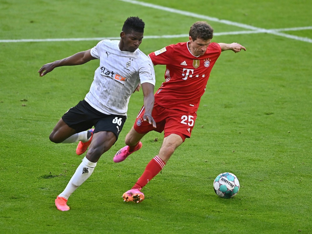 Die Spiele von Gladbach und Bayern laufen im Free-TV (Foto: SID)