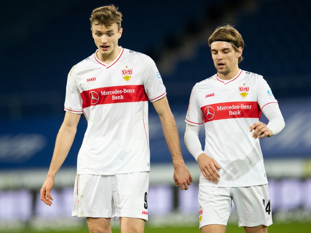 Der VfB Stuttgart vermeldet positive Coronafälle (Foto: SID)