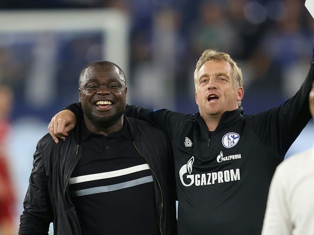 Asamoah und Büskens verlängern bei Schalke 04 (Foto: SID)