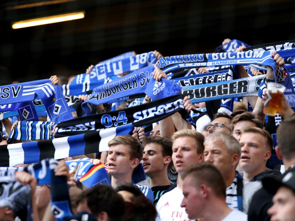 Der Hamburger SV hebt die Maskenpflicht im Stadion auf (Foto: SID)