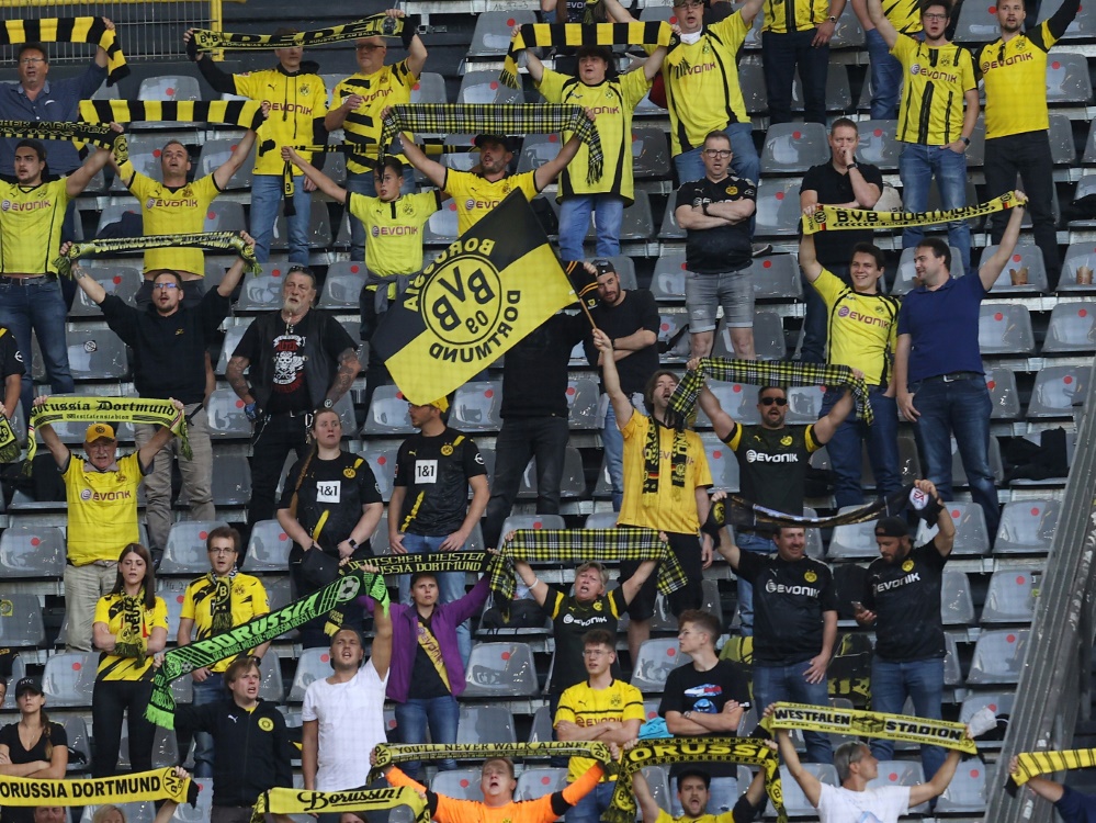 Beim BVB sind bis zu 67.028 Zuschauer zugelassen (Foto: SID)