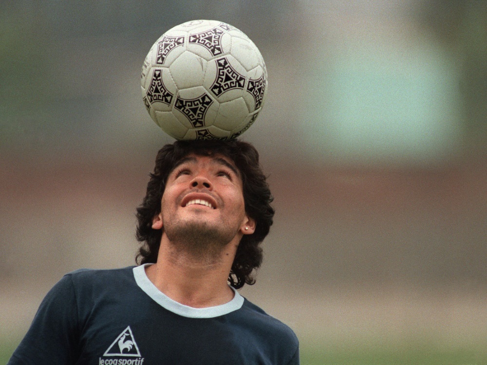 Maradona verzauberte Millionen Fußballfans weltweit (Foto: SID)