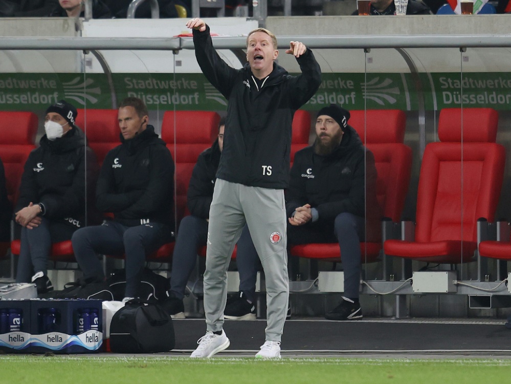 Timo Schultz verlängert vorzeitig beim FC St. Pauli (Foto: SID)