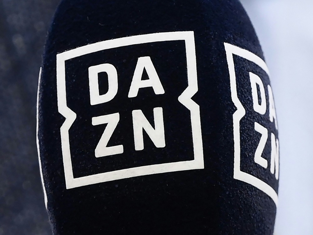 Fanszene sieht in DAZN-Preiserhöung weitere Entfremdung (Foto: SID)