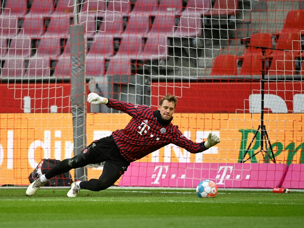 Manuel Neuer nach OP in bester Laune (Foto: SID)