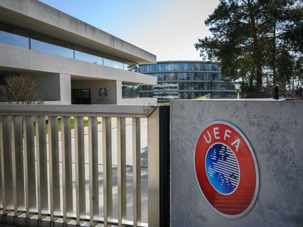 Russland droht Ausschluss: UEFA vor Entscheidung (Foto: SID)