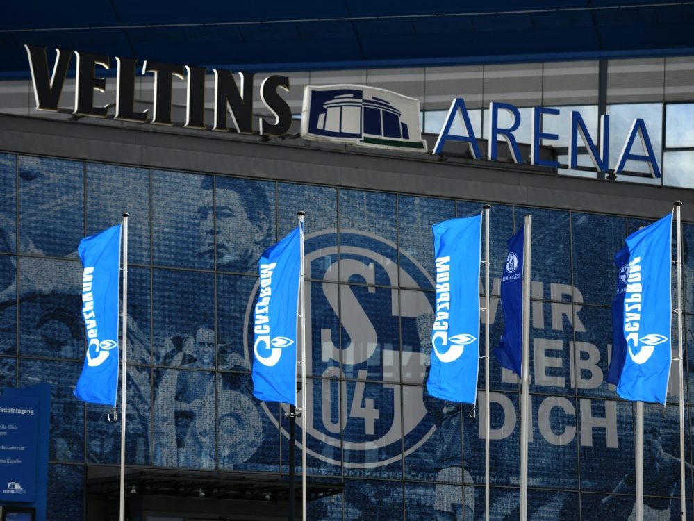 Schalke kann vorerst keine Autogrammkarten verschicken (Foto: SID)