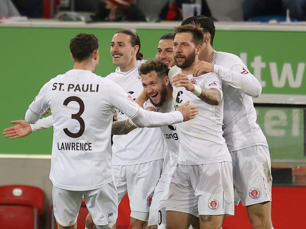 Der FC St.Pauli bezwingt Fortuna Düsseldorf mit 2:0 (Foto: FIRO/FIRO/SID)