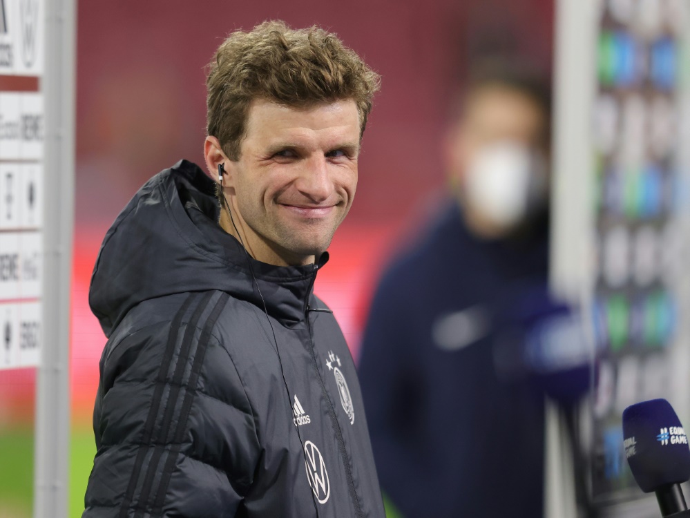 Thomas Müller freut sich auf Nations-League-Spiele (Foto: FIRO/FIRO/SID)