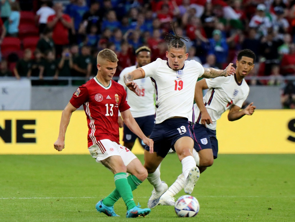 England startet mit Niederlage gegen Ungarn (Foto: AFP/SID/PETER KOHALMI)