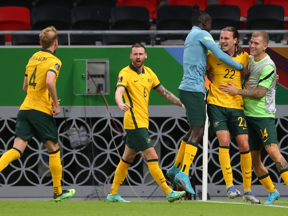 Australien steht ein Spiel vor der erneuten WM-Teilnahme (Foto: AFP/SID/KARIM JAAFAR)