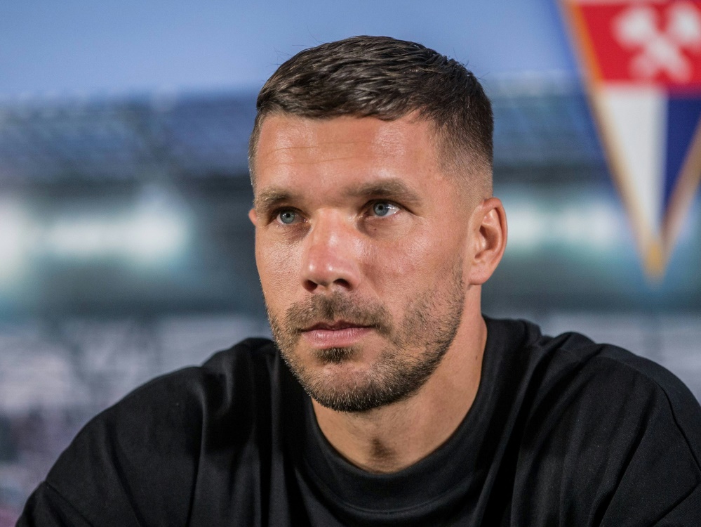 Lukas Podolski vermisst letzte Begeisterung für DFB-Elf (Foto: FIRO/FIRO/SID/firo Sportphoto/NEWSPIX)