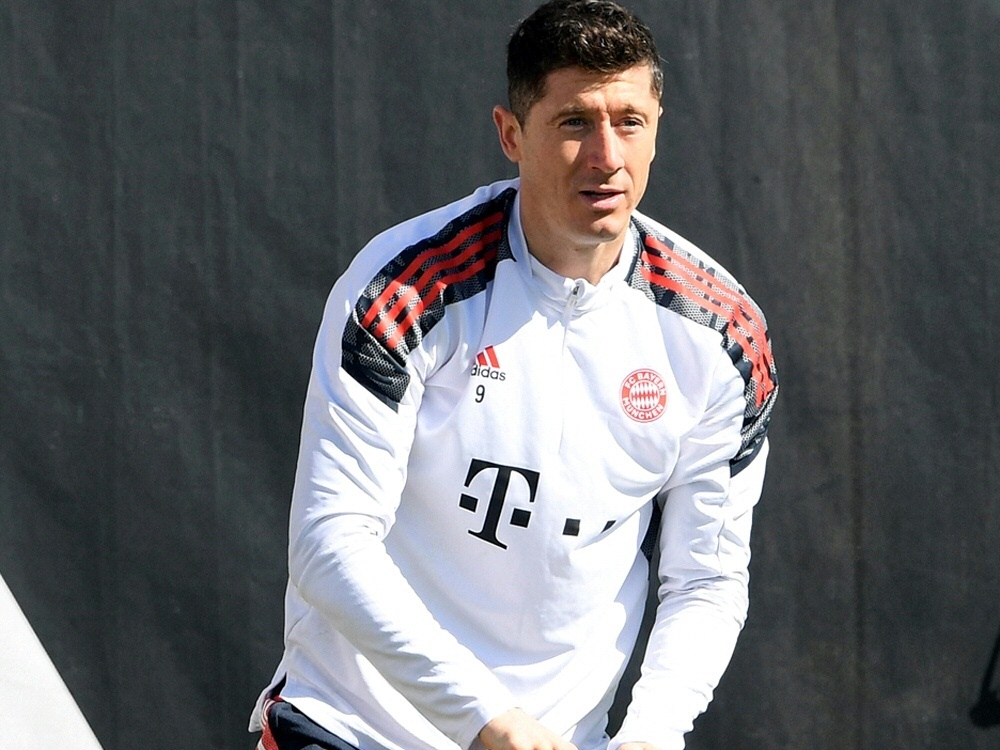Bayern München: Lewandowski erscheint zum Training (Foto: AFP/SID/CHRISTOF STACHE)