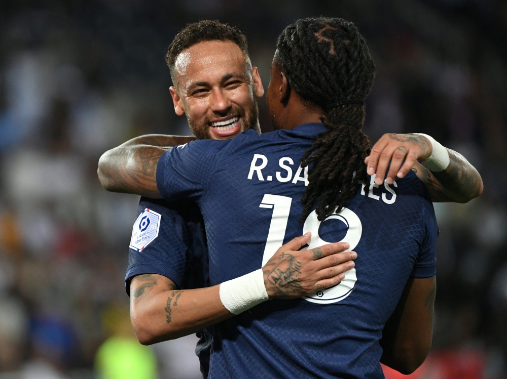 Neymar und Sanches trafen beim 5:2-Sieg (Foto: AFP/SID/EMMANUEL DUNAND)